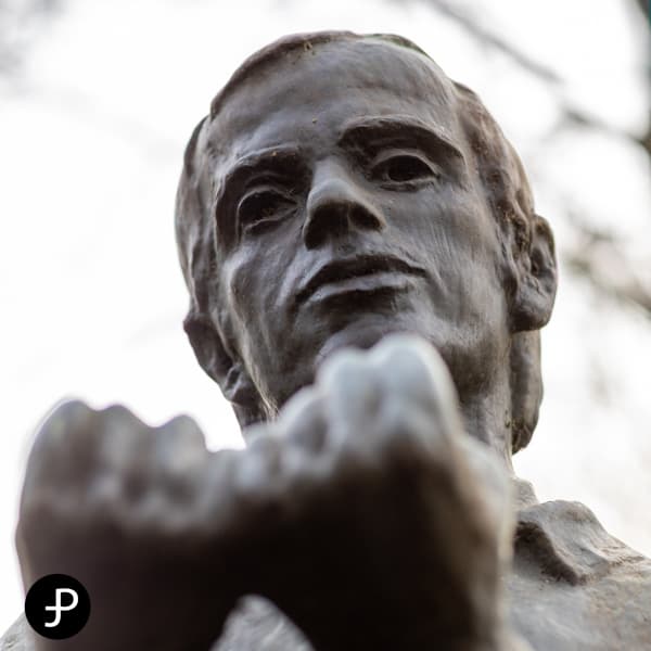 Statue de Jerzy Popiełuszko à Issy-les-Moulineaux